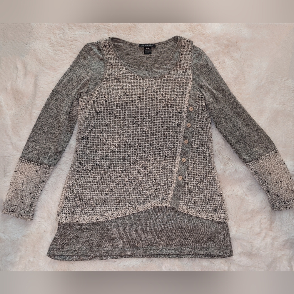 MICHAEL TYLER pullover top with mesh style overlay